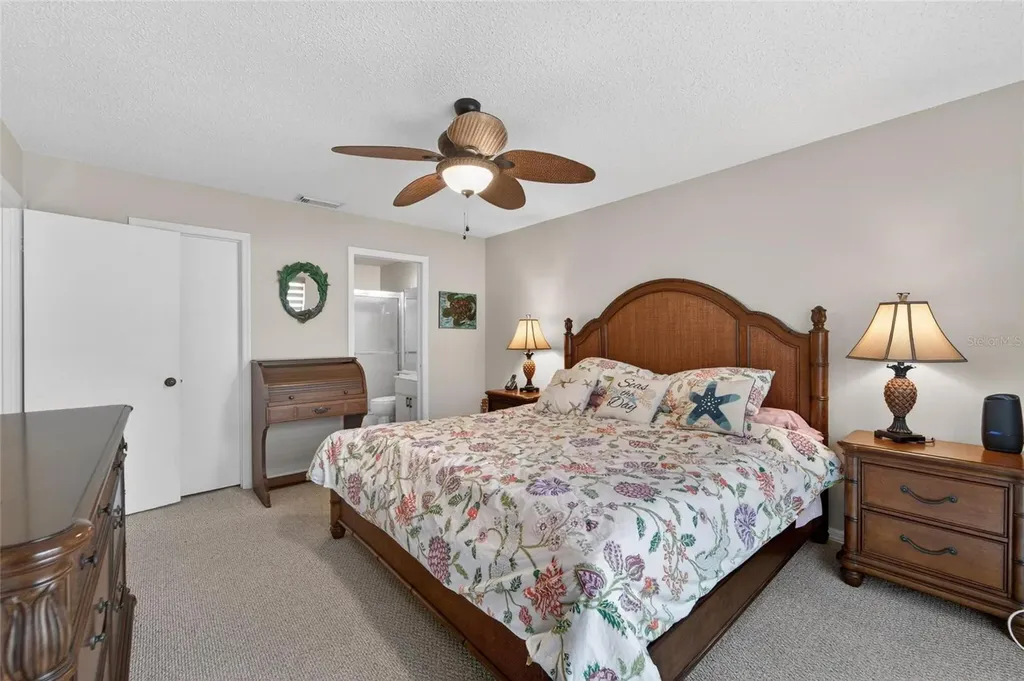 319 Knottwood Court Sun City Center FL 33573