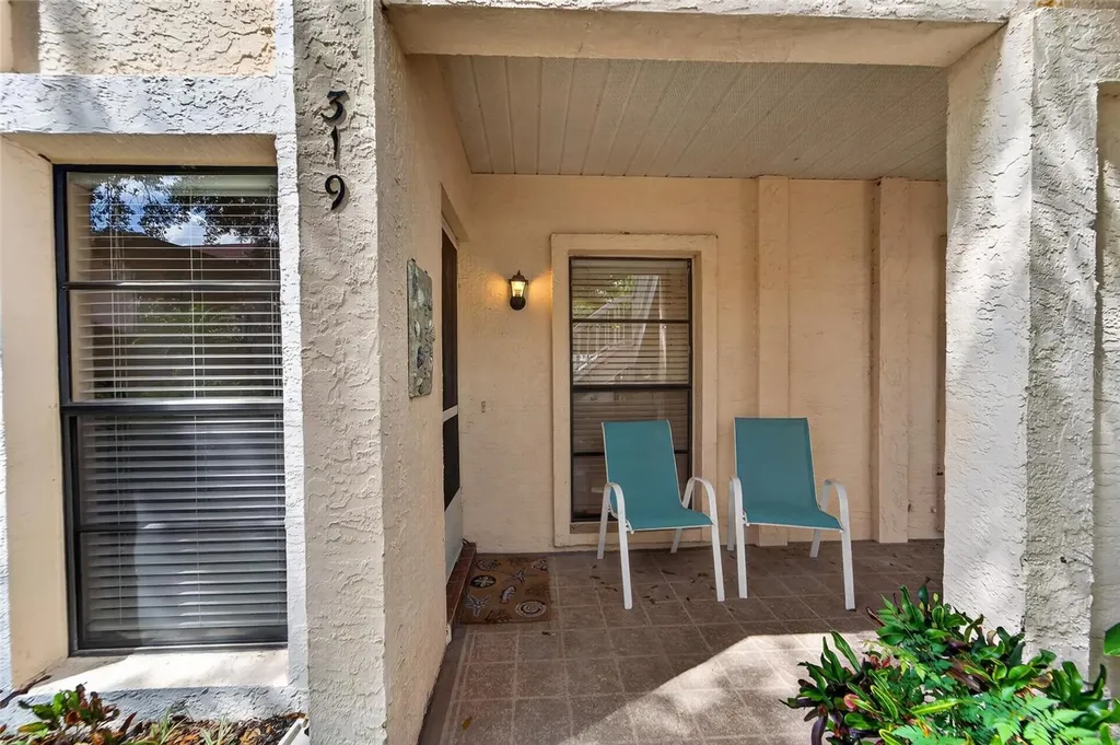 319 Knottwood Court Sun City Center FL 33573