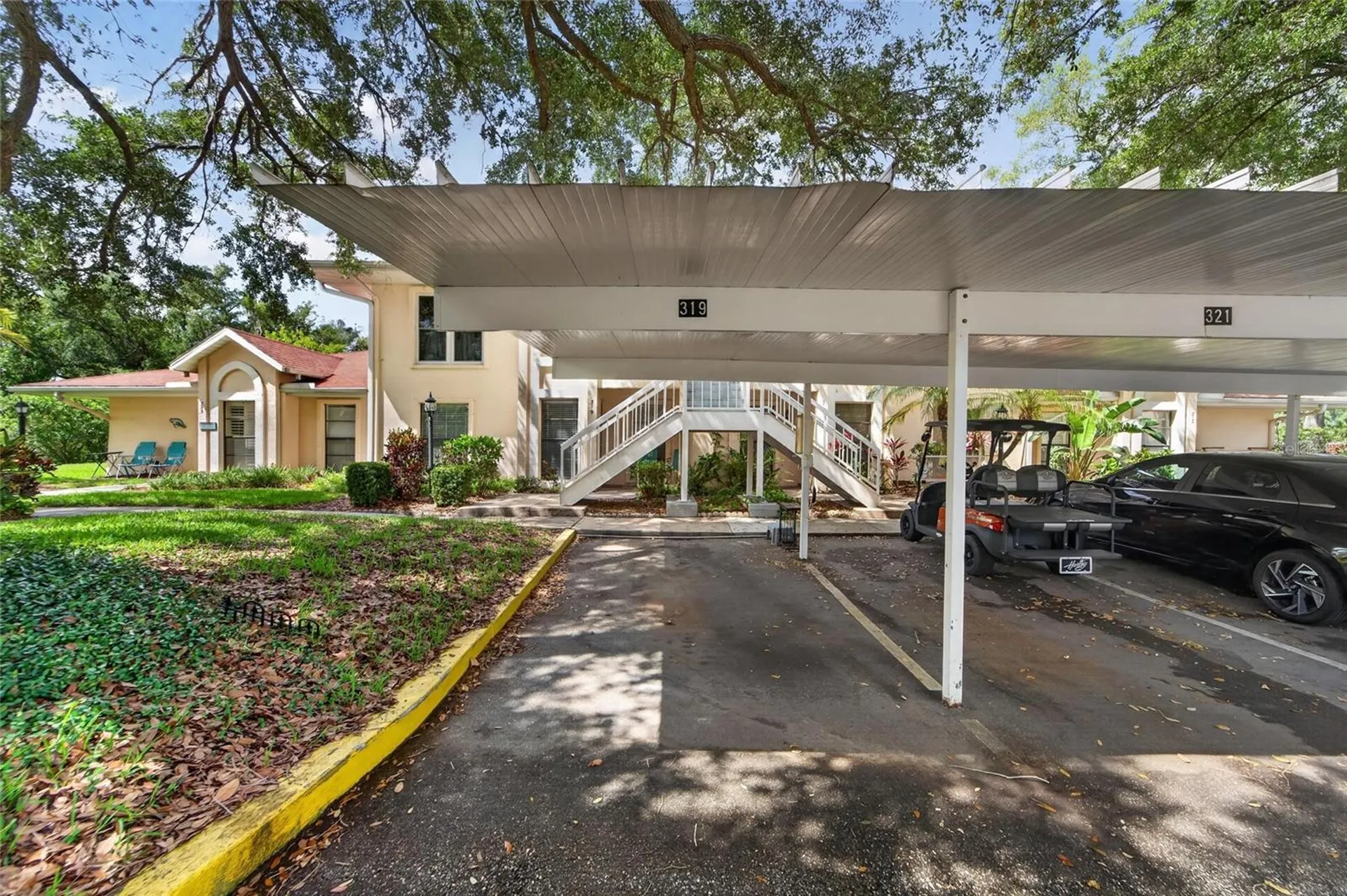 319 Knottwood Court Sun City Center FL 33573