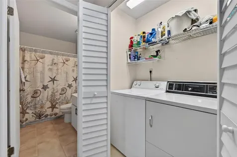 319 Knottwood Court Sun City Center FL 33573