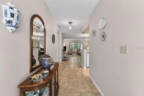 319 Knottwood Court Sun City Center FL 33573