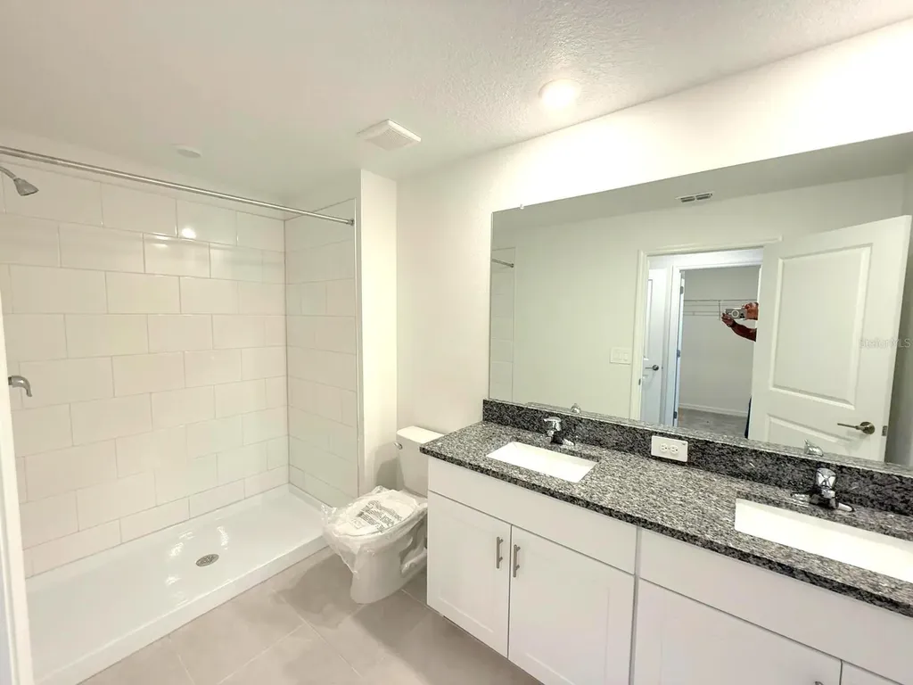 10375 Trumpet Honeysuckle Way San Antonio FL 33576