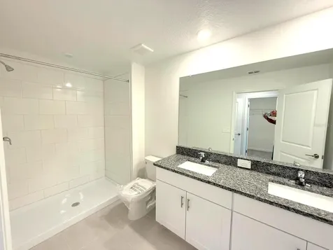 10375 Trumpet Honeysuckle Way San Antonio FL 33576
