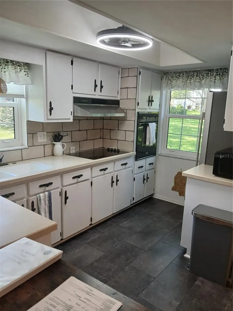 200 Glennes Lane Dunedin FL 34698
