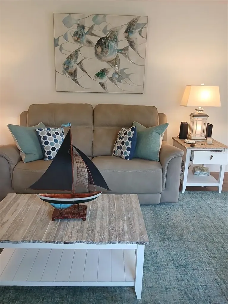 200 Glennes Lane Dunedin FL 34698
