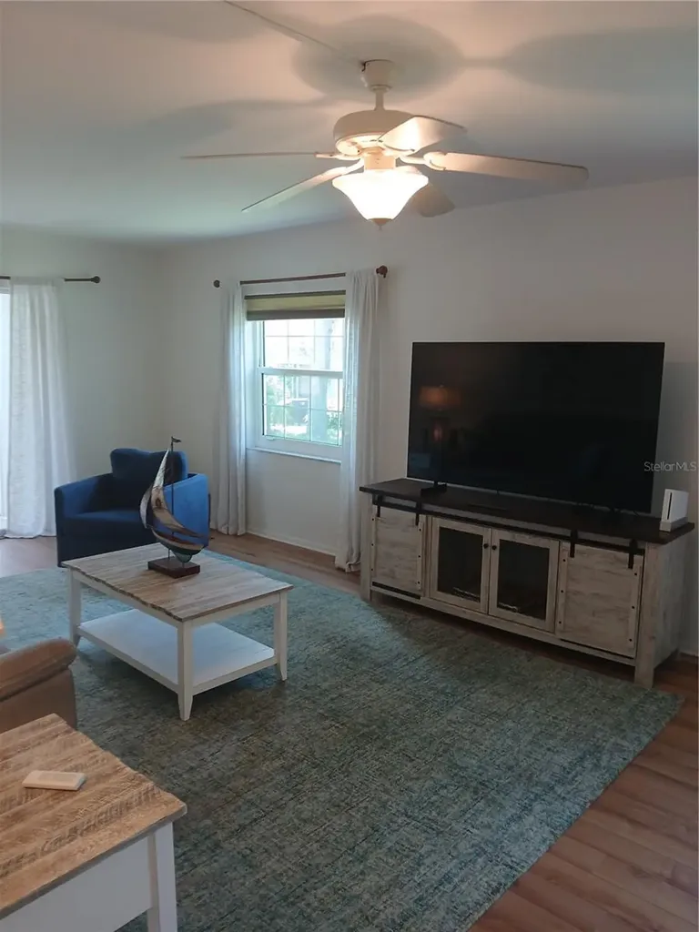 200 Glennes Lane Dunedin FL 34698