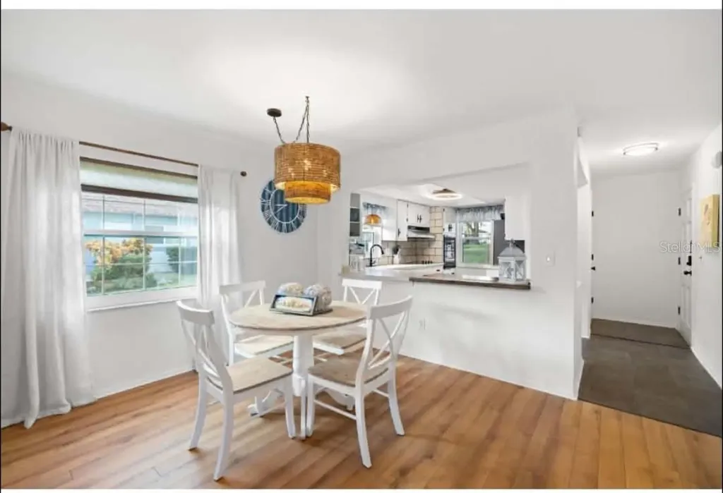 200 Glennes Lane Dunedin FL 34698
