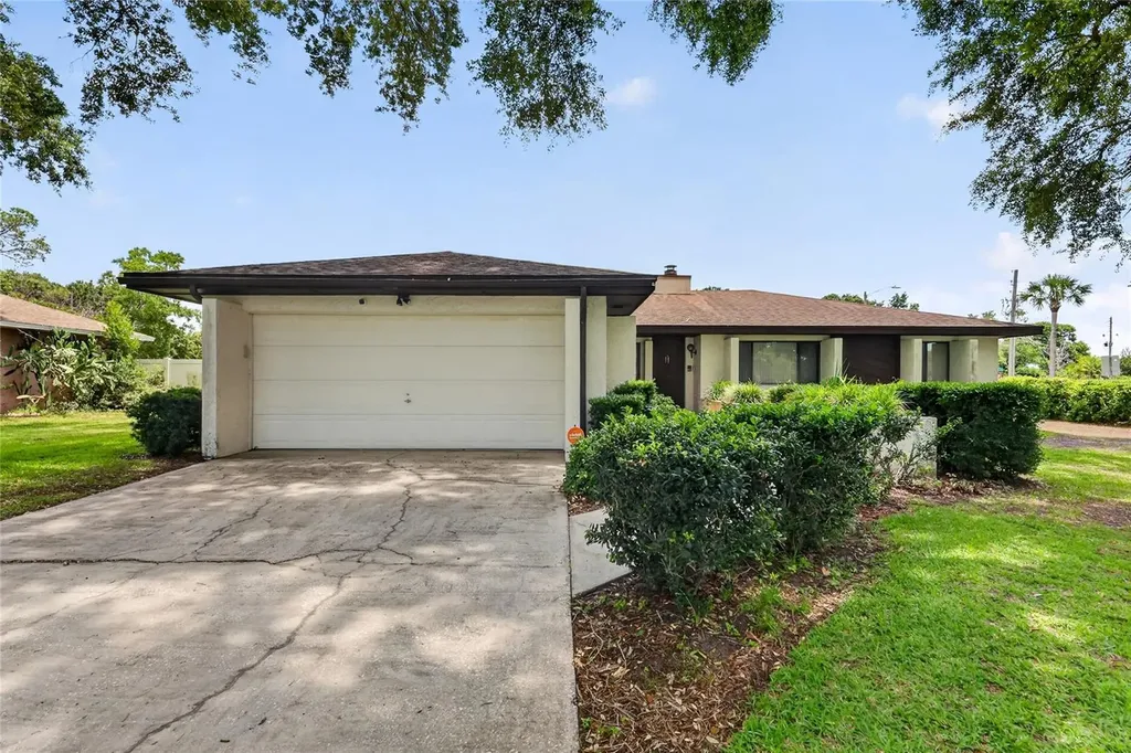 3001 Stratford Lane Mount Dora FL 32757
