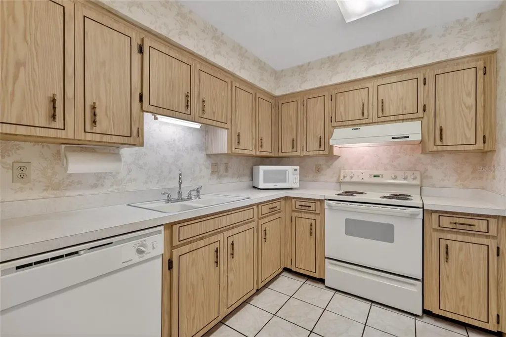 3001 Stratford Lane Mount Dora FL 32757