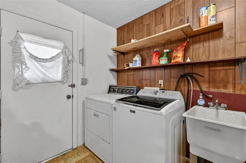3001 Stratford Lane Mount Dora FL 32757