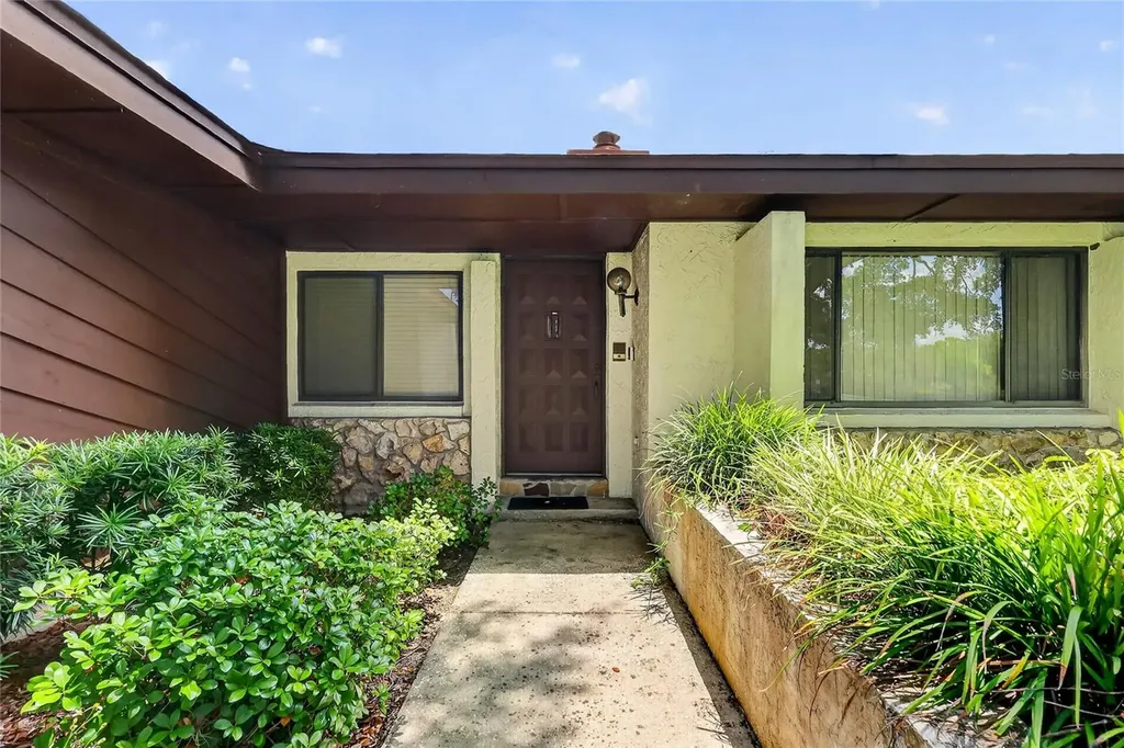 3001 Stratford Lane Mount Dora FL 32757