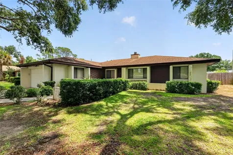 3001 Stratford Lane Mount Dora FL 32757