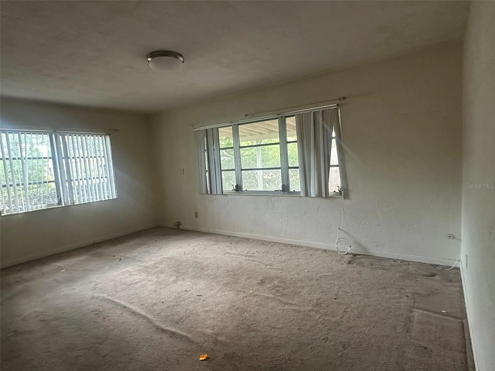 7326 11th Avenue N St Petersburg FL 33710