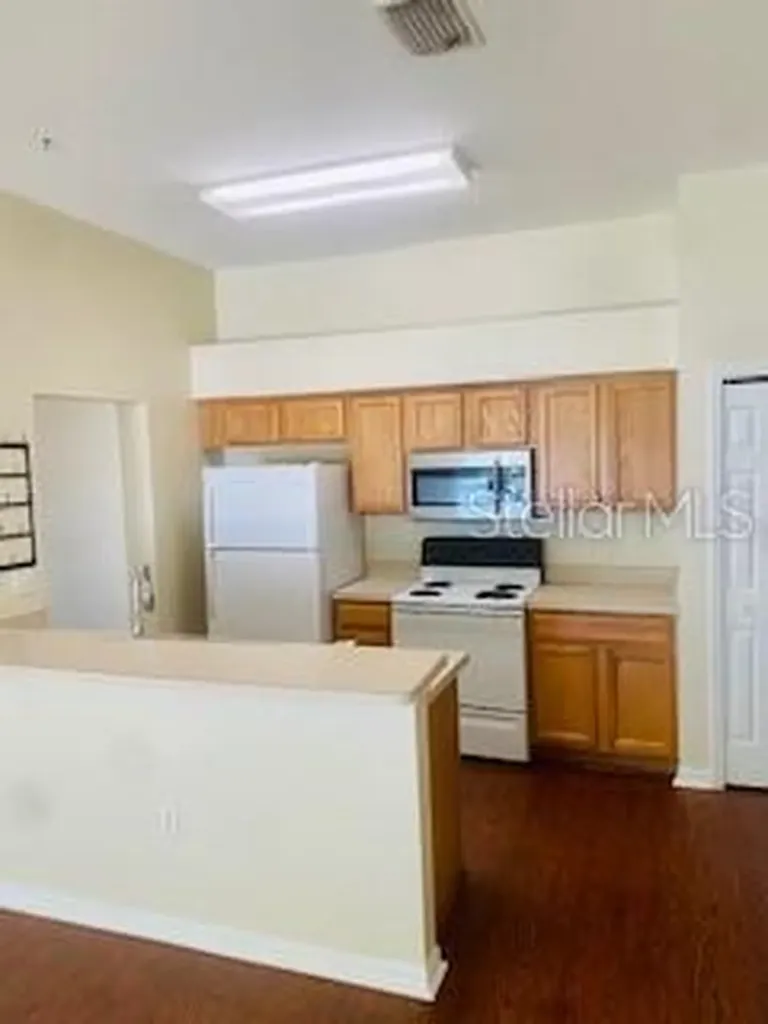 7731 Merchantville Circle Zephyrhills FL 33540
