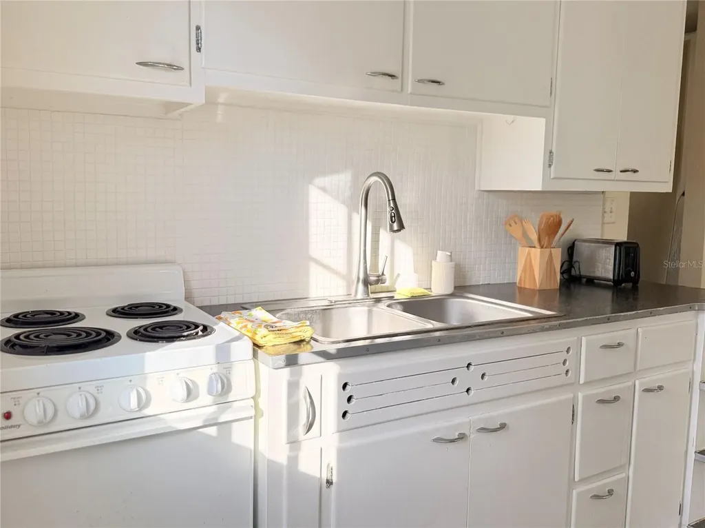 5027 28th Avenue S Gulfport FL 33707