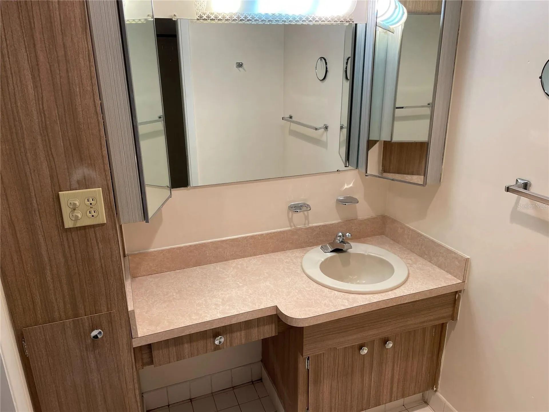 4358 Tahitian Gardens Circle Holiday FL 34691