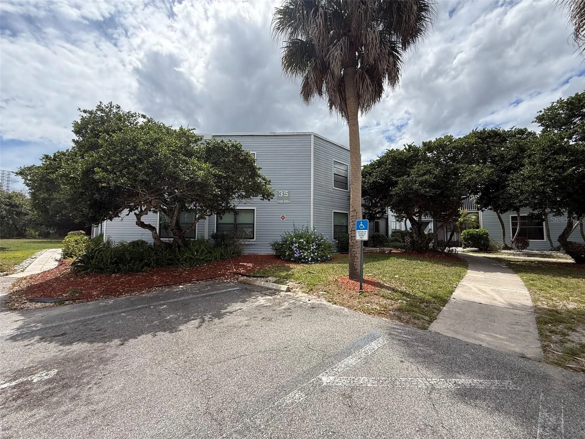 3940 Atrium Drive Orlando FL 32822