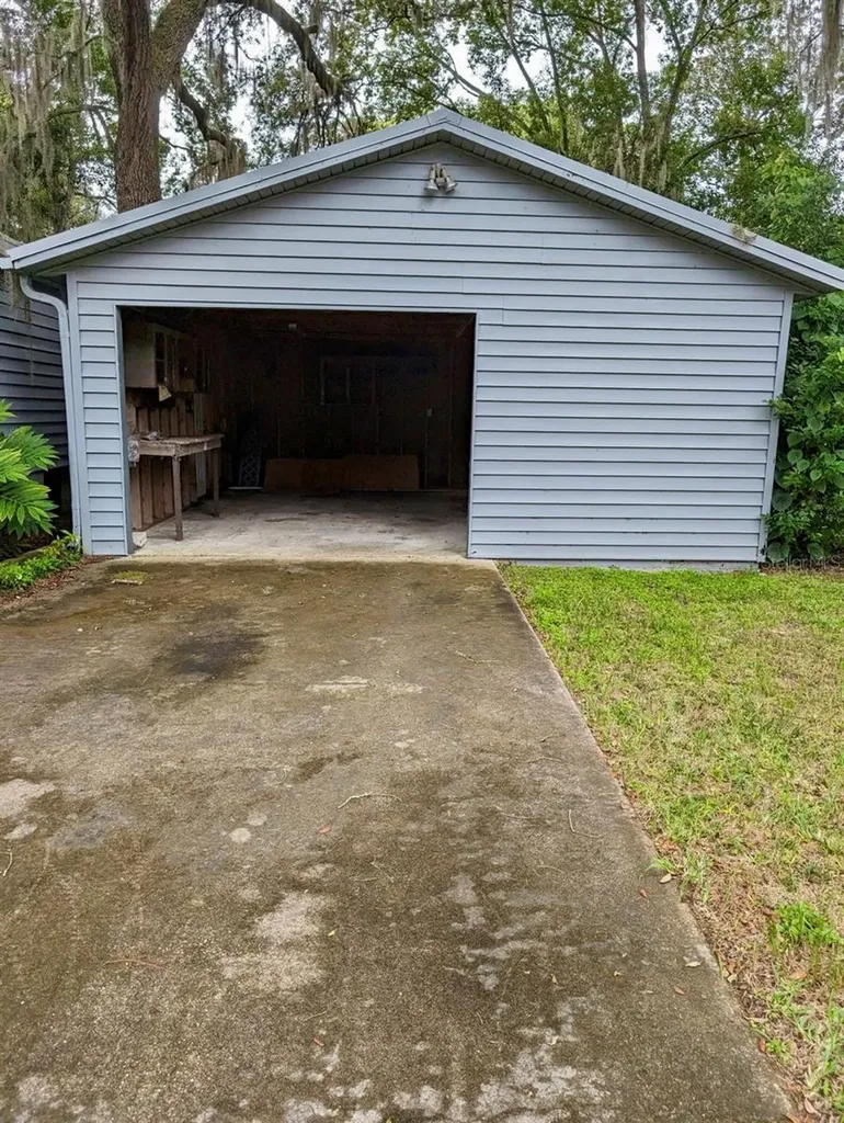 25130 NE 132nd Lane Salt Springs FL 32134
