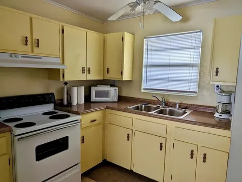 25130 NE 132nd Lane Salt Springs FL 32134