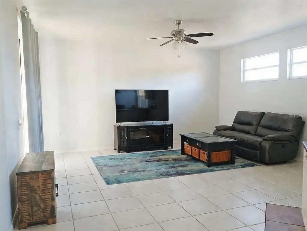 2401 Tangerine Hill Court Lutz FL 33549