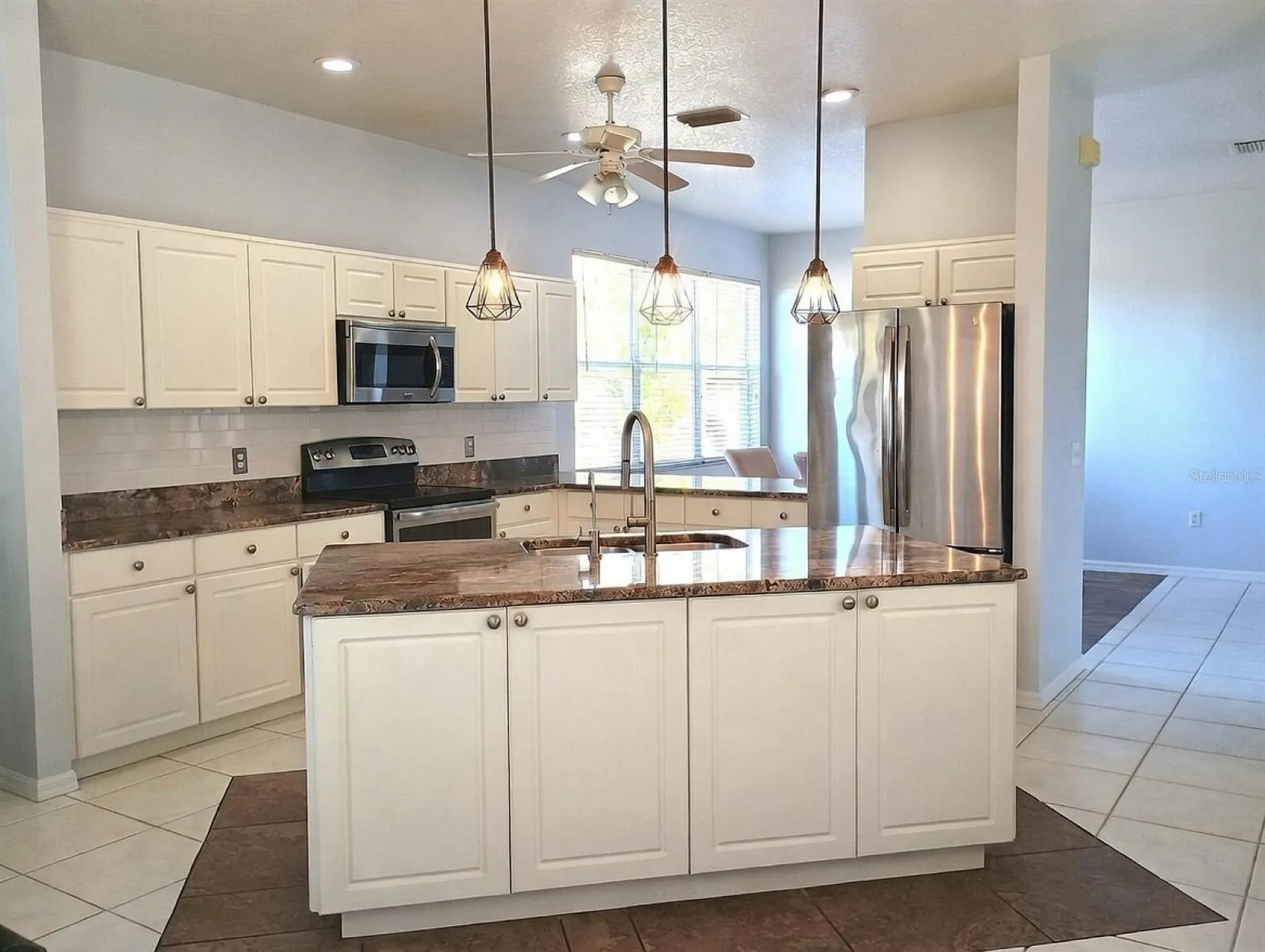 2401 Tangerine Hill Court Lutz FL 33549