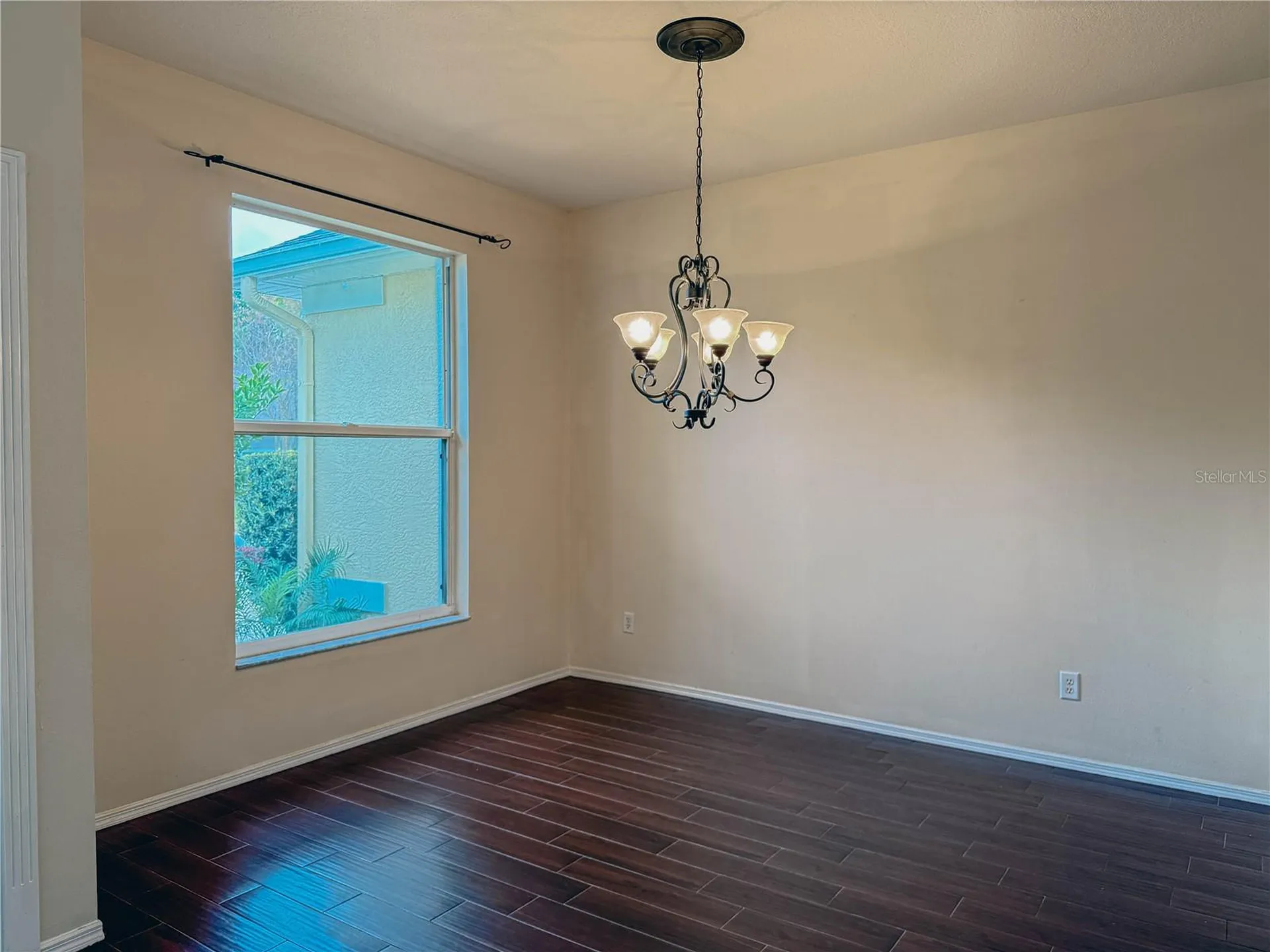 1042 Drift Creek Cove Orlando FL 32828