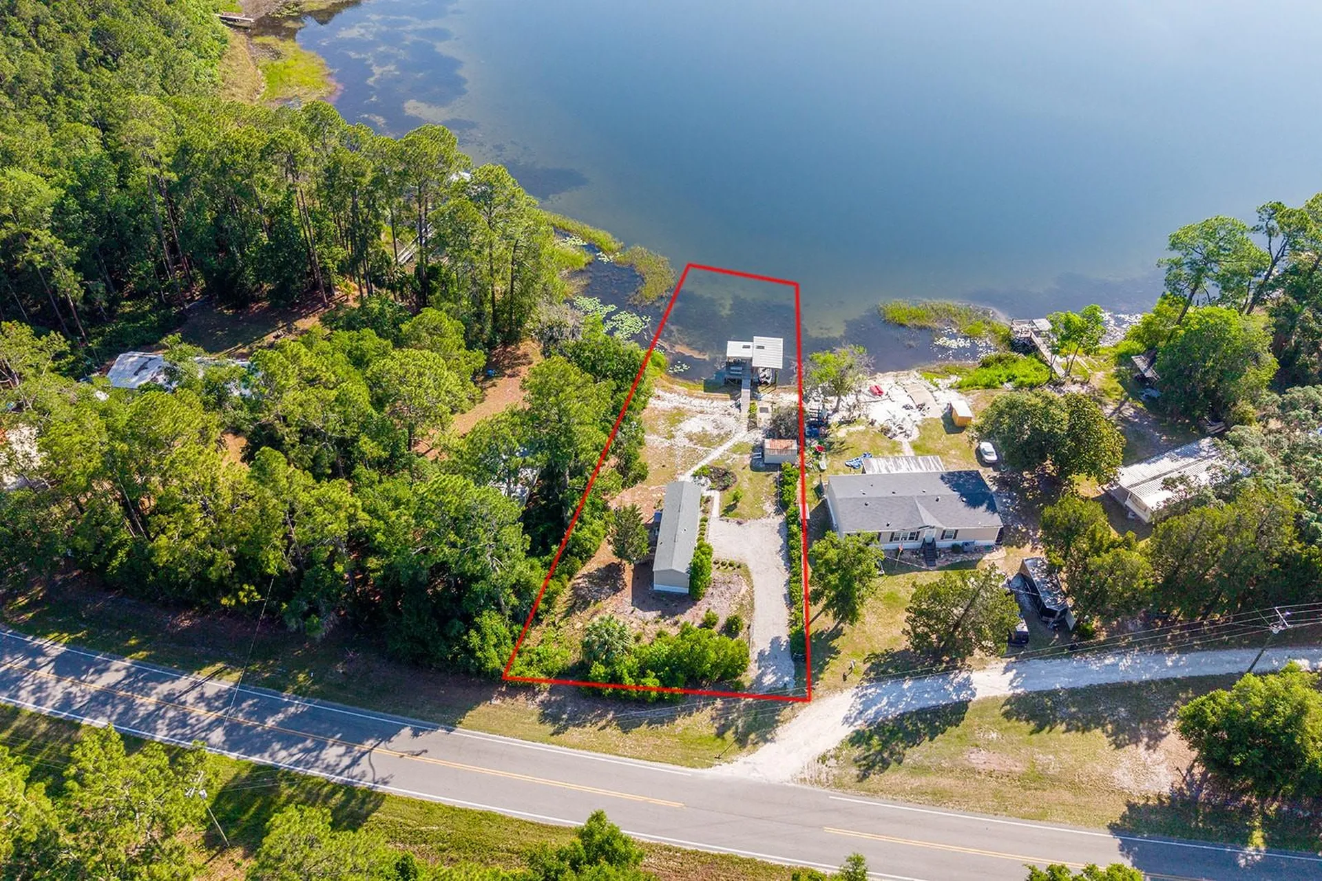 588 S County Road 21 Hawthorne FL 32640