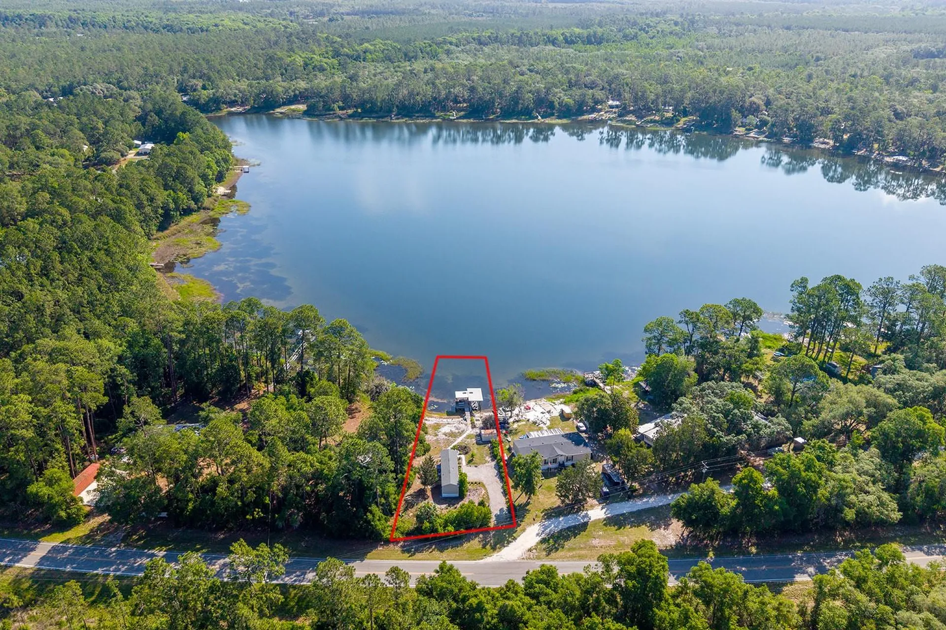 588 S County Road 21 Hawthorne FL 32640