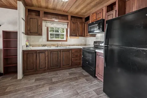 588 S County Road 21 Hawthorne FL 32640