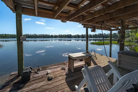 588 S County Road 21 Hawthorne FL 32640
