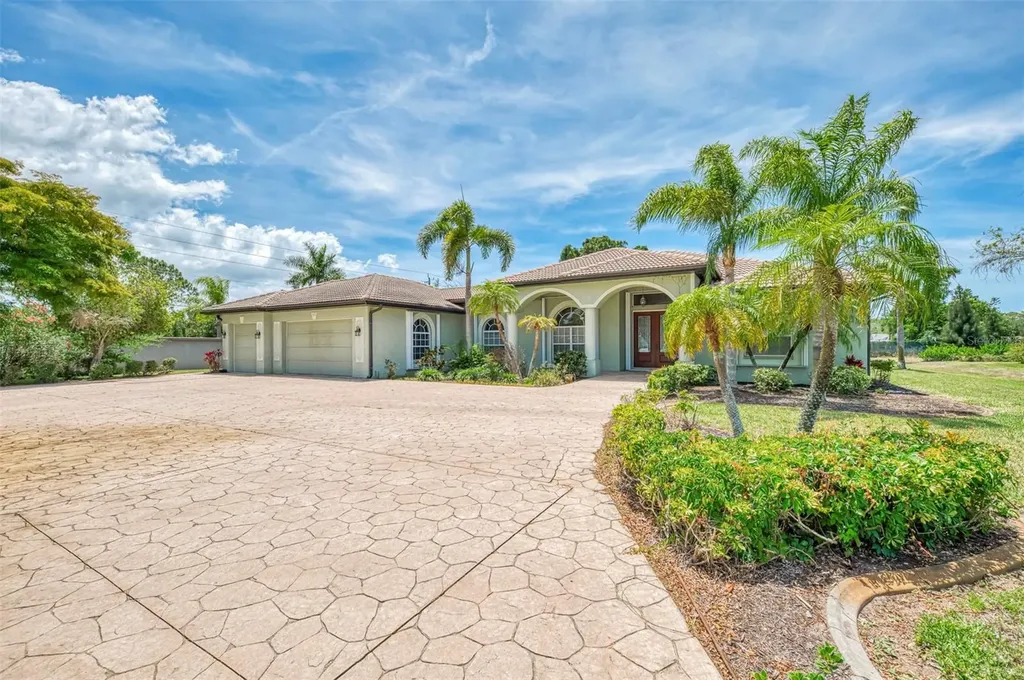 900 Park Place Drive Englewood FL 34223
