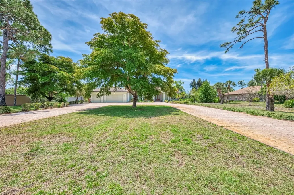 900 Park Place Drive Englewood FL 34223