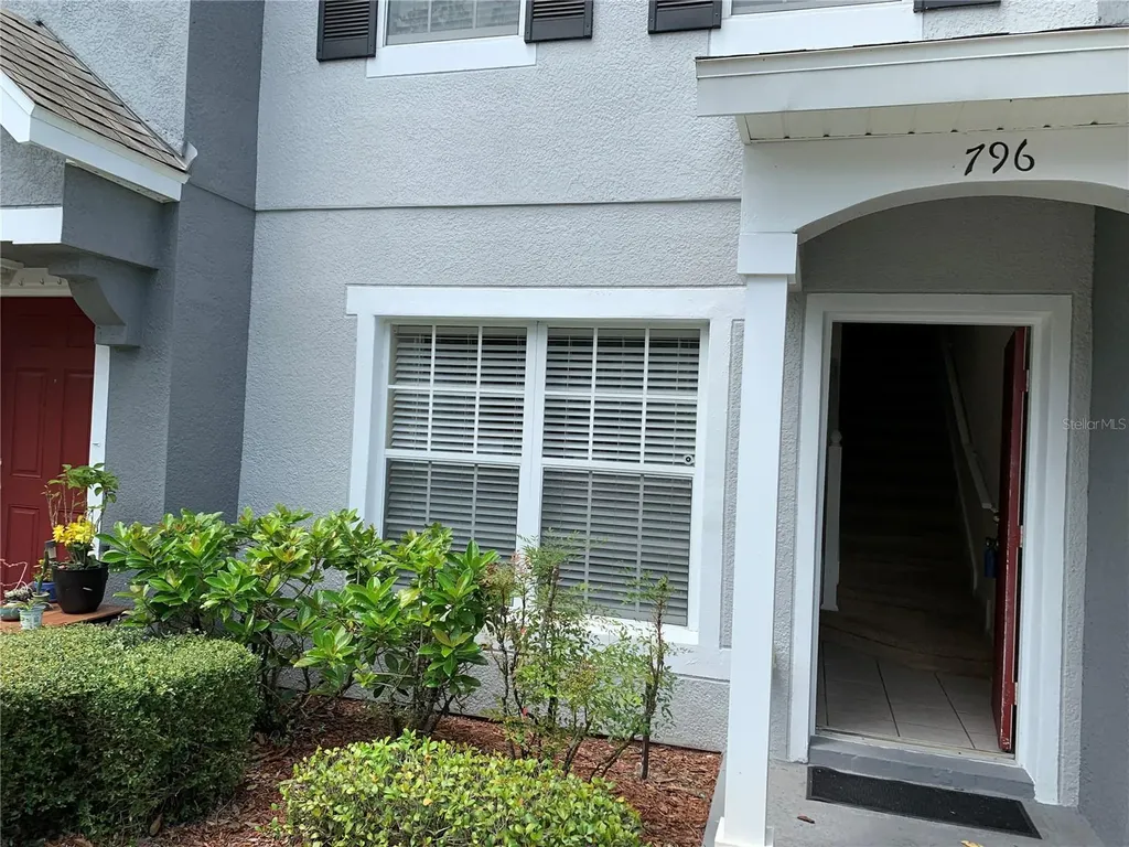 796 Shropshire Loop Sanford FL 32771