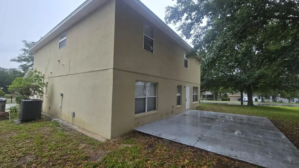 2018 Chickadee Drive Apopka FL 32703