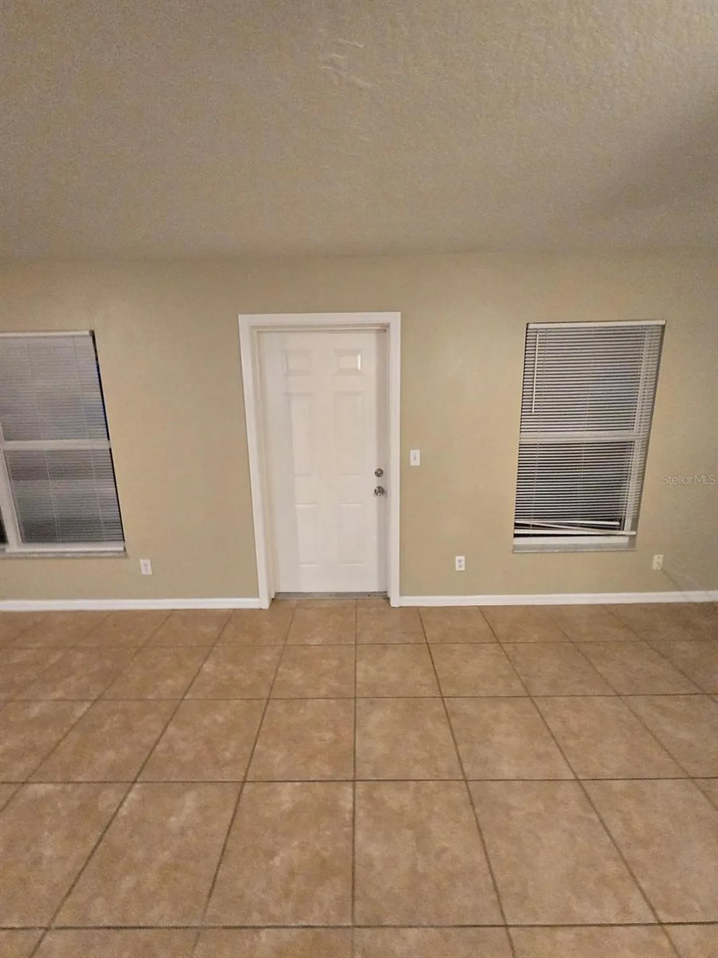2018 Chickadee Drive Apopka FL 32703