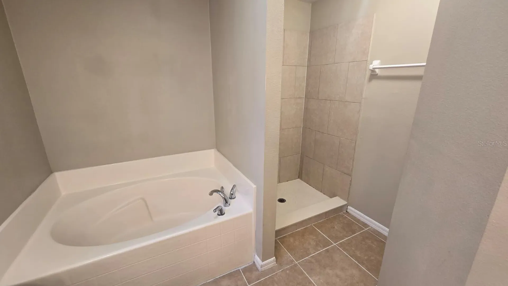 2018 Chickadee Drive Apopka FL 32703