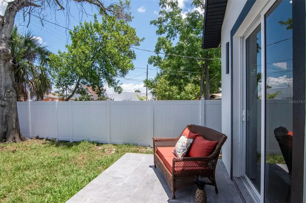 5009 9th Avenue S Gulfport FL 33707