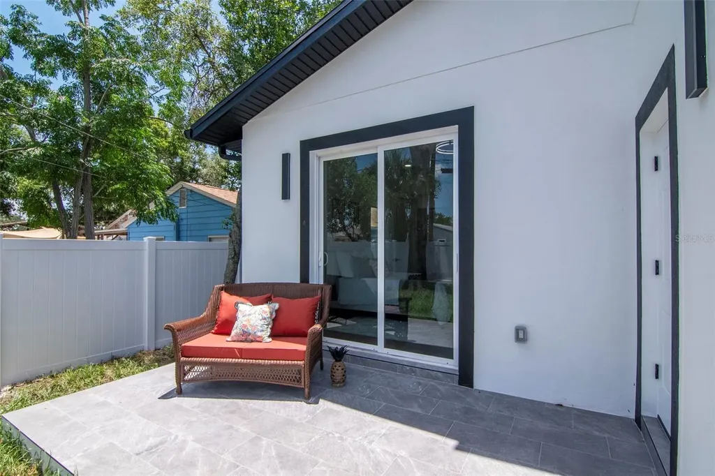 5009 9th Avenue S Gulfport FL 33707
