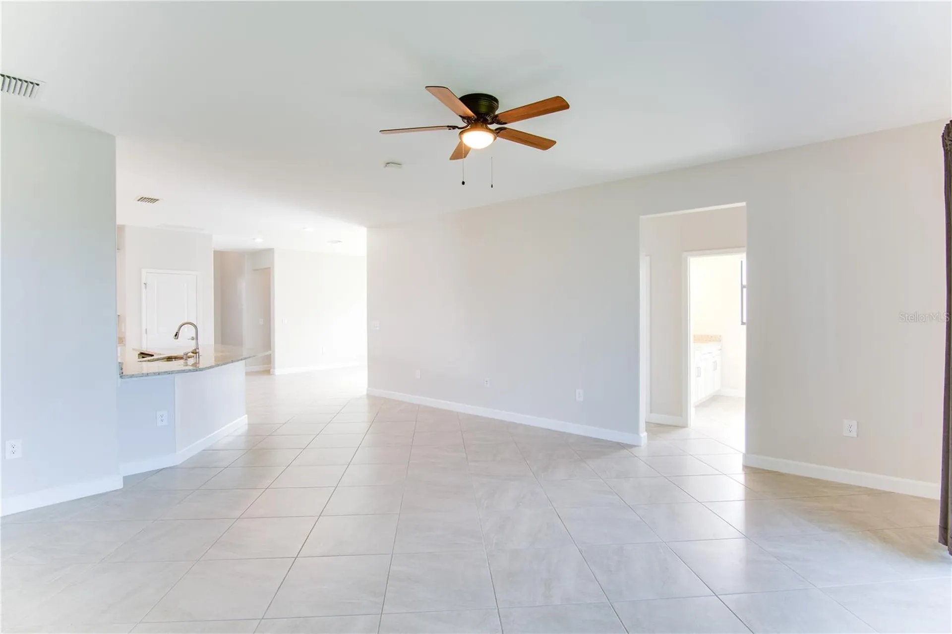 5040 Seafoam Trail Bradenton FL 34211