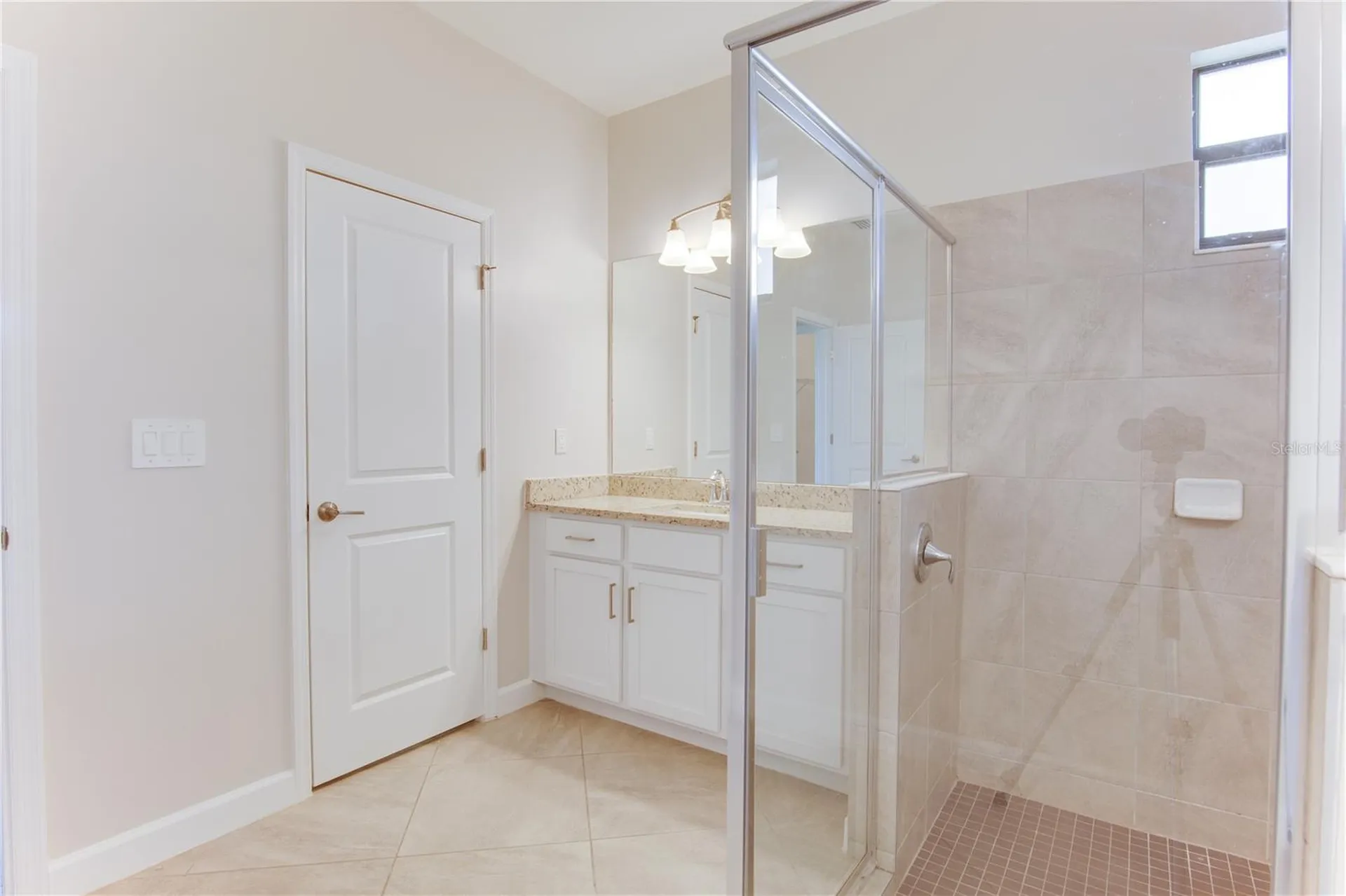 5040 Seafoam Trail Bradenton FL 34211