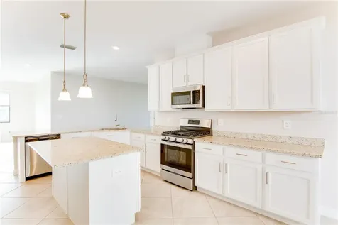 5040 Seafoam Trail Bradenton FL 34211