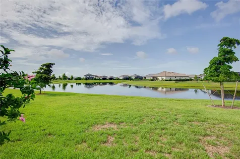 5040 Seafoam Trail Bradenton FL 34211