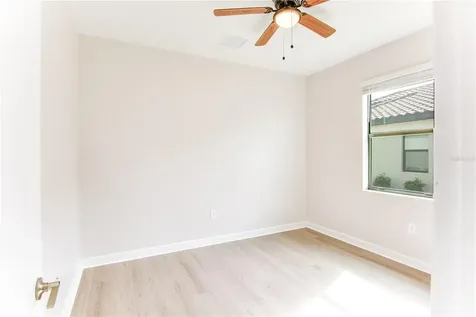5040 Seafoam Trail Bradenton FL 34211