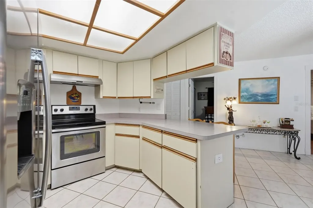 1008 Connecticut Road Tarpon Springs FL 34689