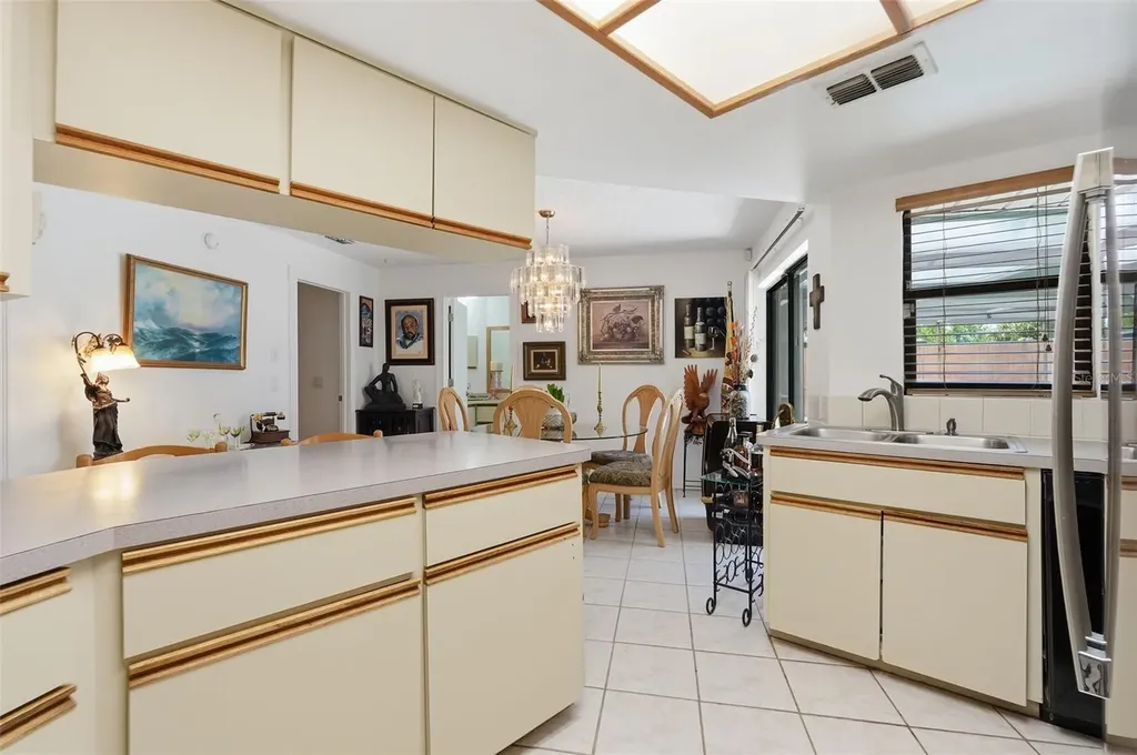 1008 Connecticut Road Tarpon Springs FL 34689