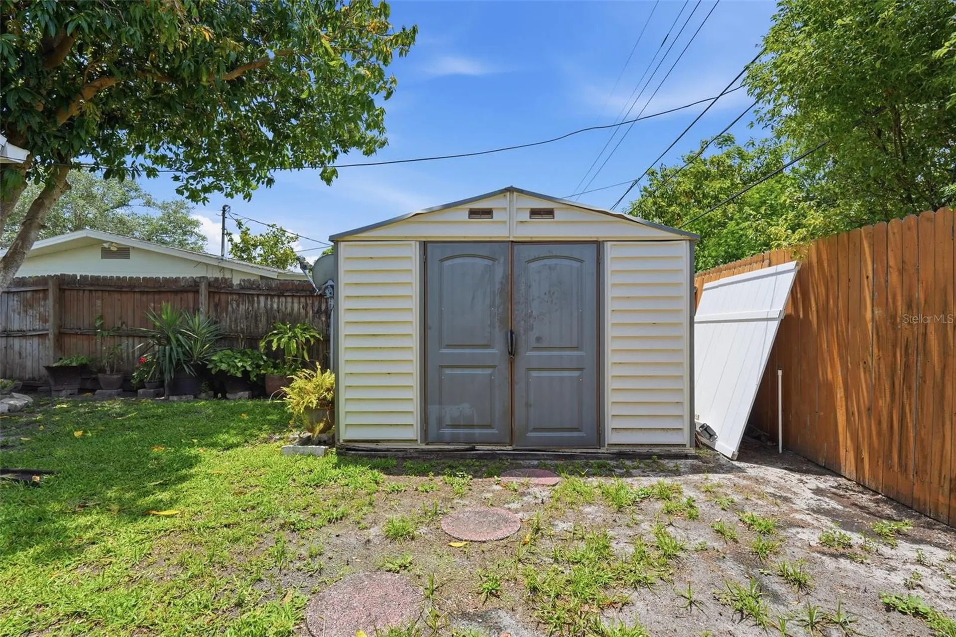 1008 Connecticut Road Tarpon Springs FL 34689