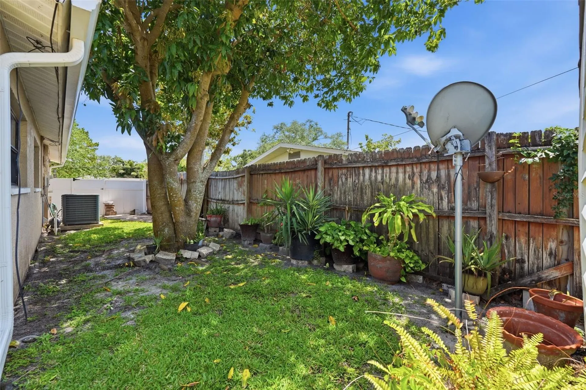 1008 Connecticut Road Tarpon Springs FL 34689