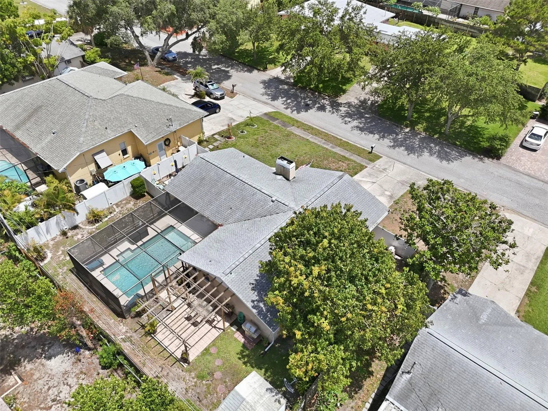 1008 Connecticut Road Tarpon Springs FL 34689