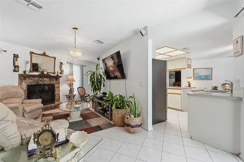 1008 Connecticut Road Tarpon Springs FL 34689