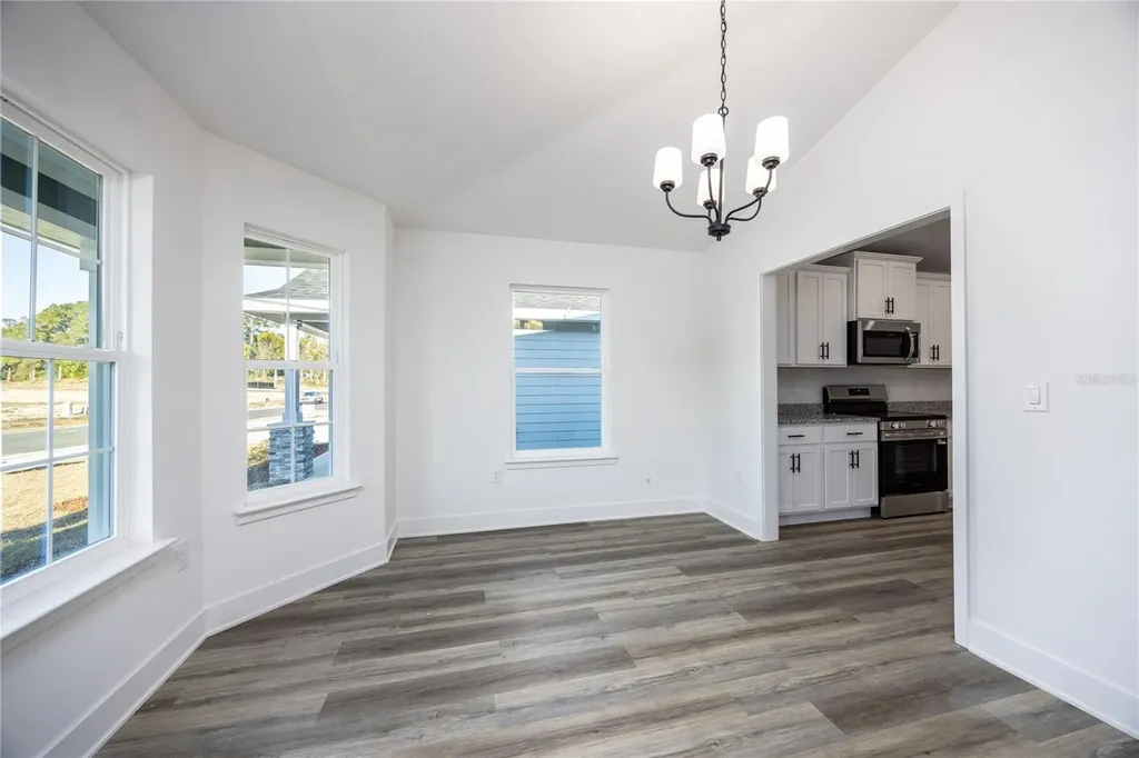 25039 SW 250th Place Newberry FL 32669